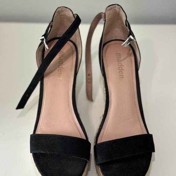 Wedges - Picture 2 of 3